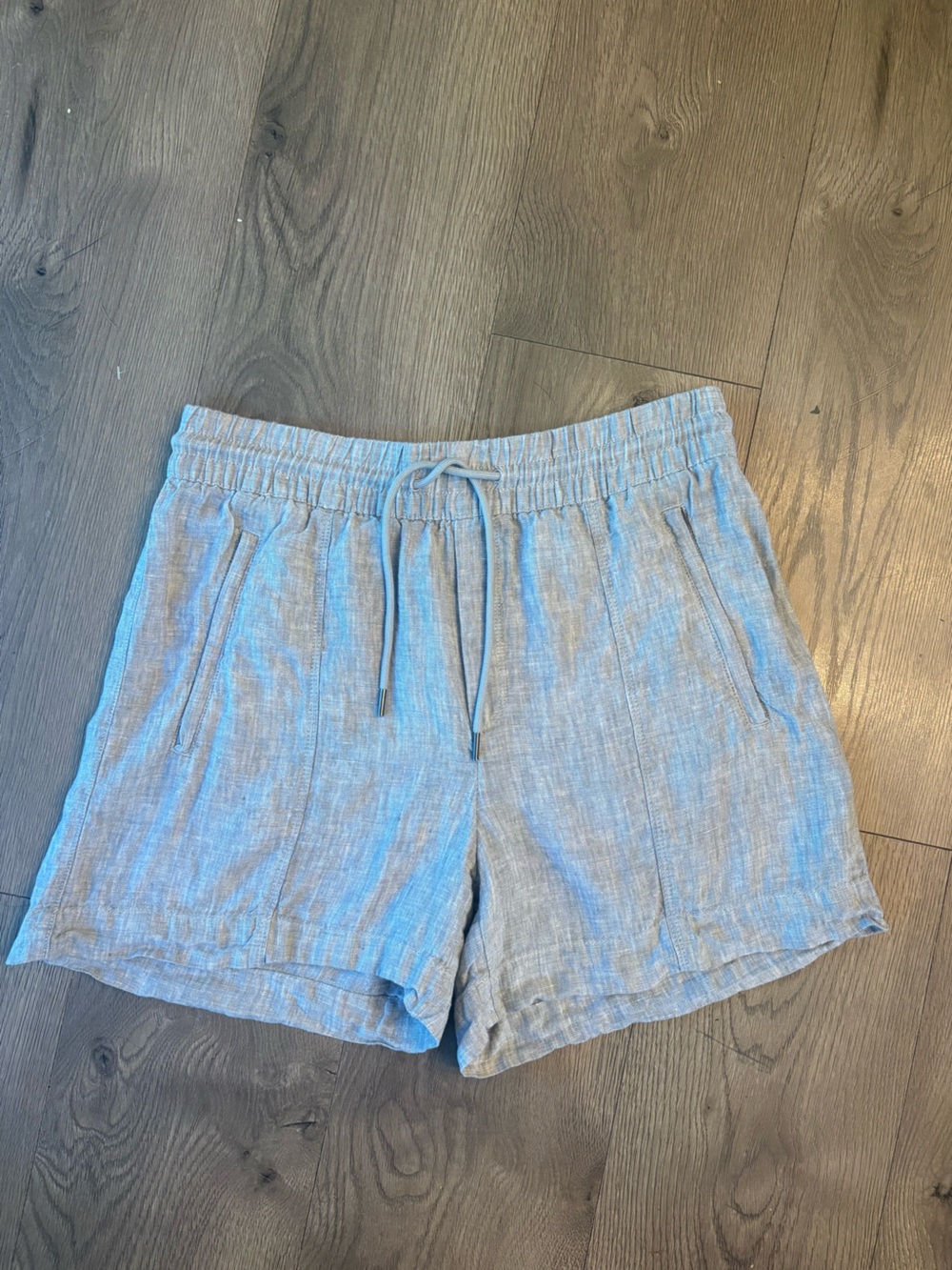 Athleta Light Gray Linen-Blend Drawstring Shorts